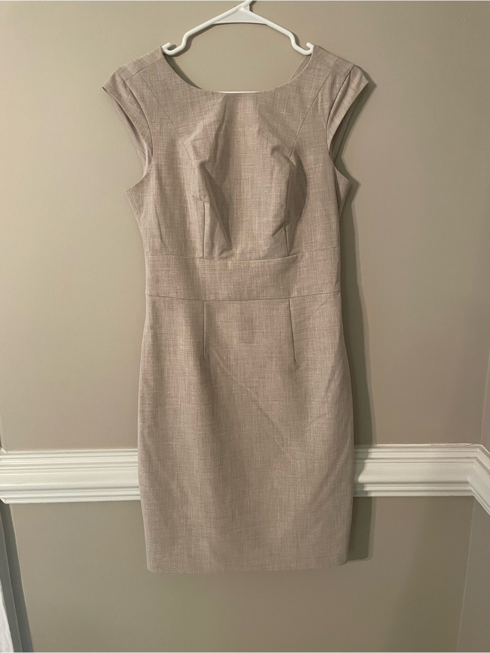 Like New The Limited Beige Cap-Sleeve Sheath Dress